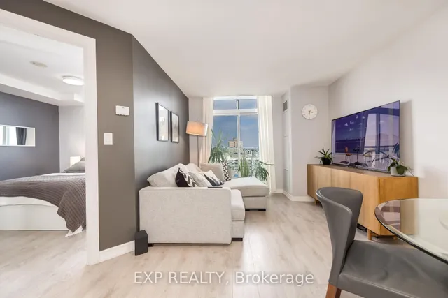 Additional image 15 of 212 Eglinton Ave Unit 1510