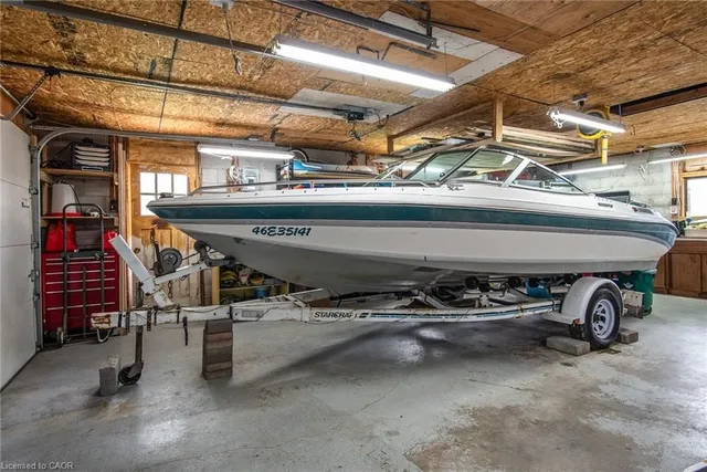 Additional image 44 of 77 Roberts Cres