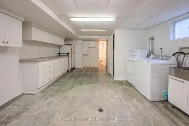 Additional image 33 of 16 Monet Ave