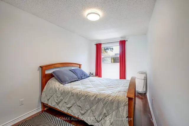 Additional image 21 of 8A Ruthven Pl