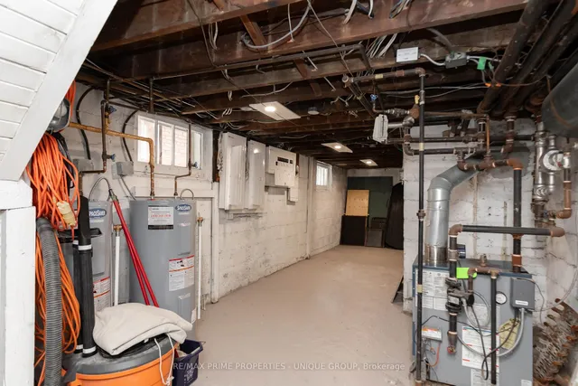 Additional image 39 of 66 Burnaby Blvd