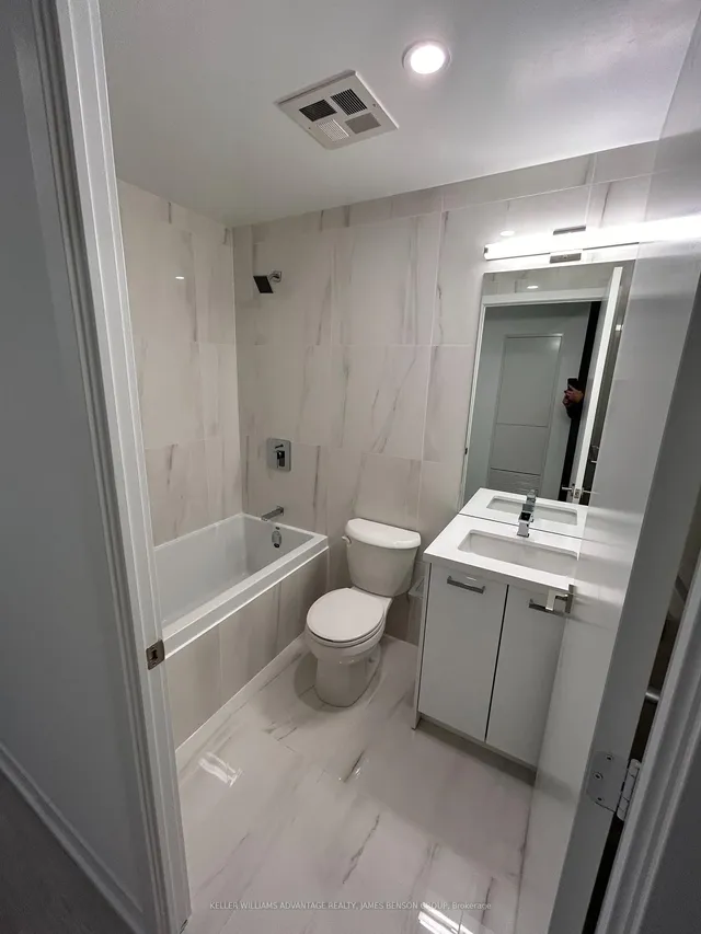 Additional image 6 of 195 McCaul St Unit 301