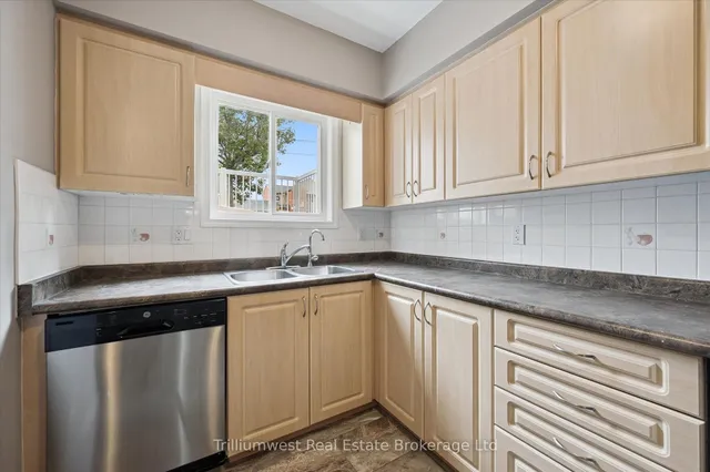 Additional image 13 of 50 Howe Dr Unit 19C