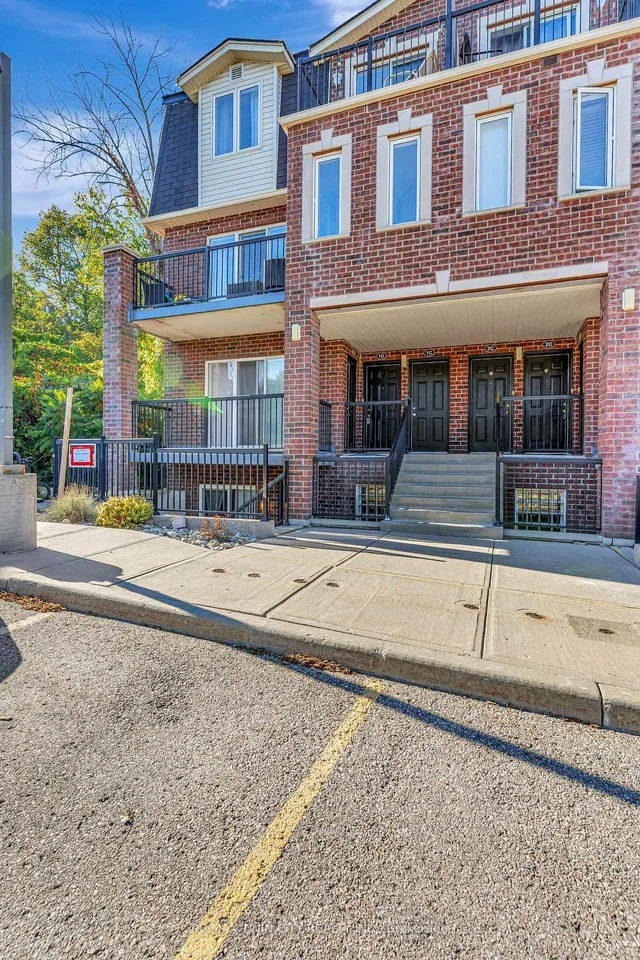 Additional image 6 of 45 Cedarhill Cres Unit 1D