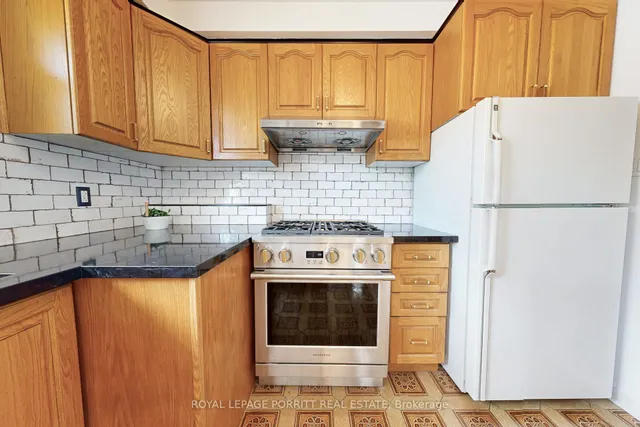 Additional image 10 of 26 Richland Cres