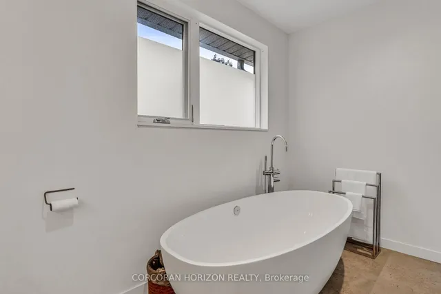 Additional image 25 of 12 Barvale Crt