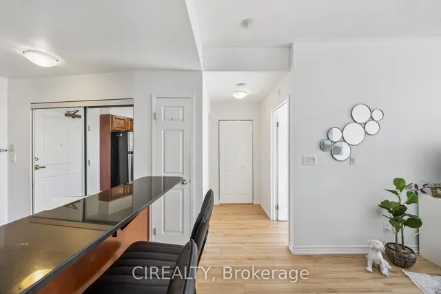 Additional image 6 of 4200 Bathurst St Unit 413