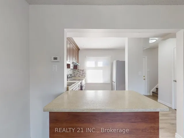 Additional image 10 of 40 Rexdale Blvd Unit 2