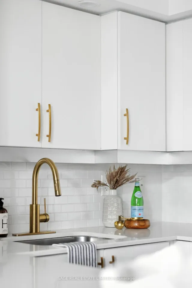 Additional image 26 of 6 Pirandello St Unit TH5