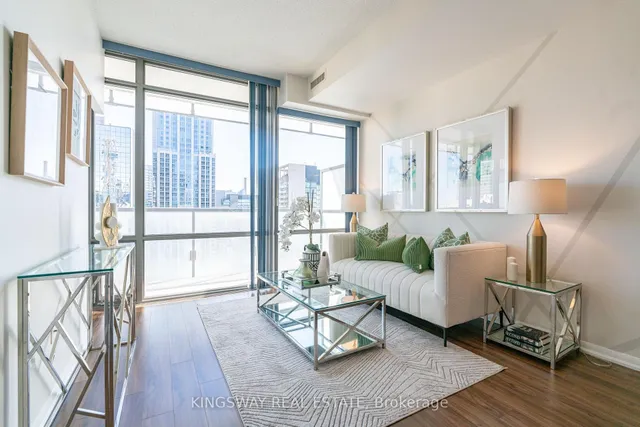 Additional image 17 of 38 Grenville St Unit 2706