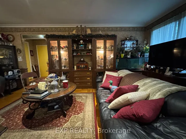 Additional image 5 of 30 elm Ave Unit 104