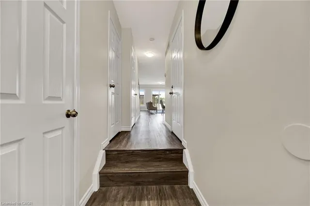 Additional image 3 of 252 Countrystone Cres