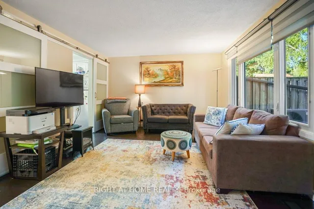 Additional image 16 of 146 Greendale Cres