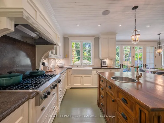 Additional image 14 of 11 Cortleigh Cres