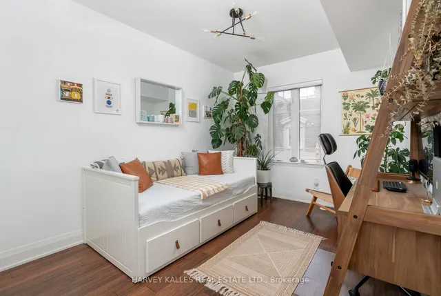 Additional image 19 of 34 Western Battery Rd Unit 413