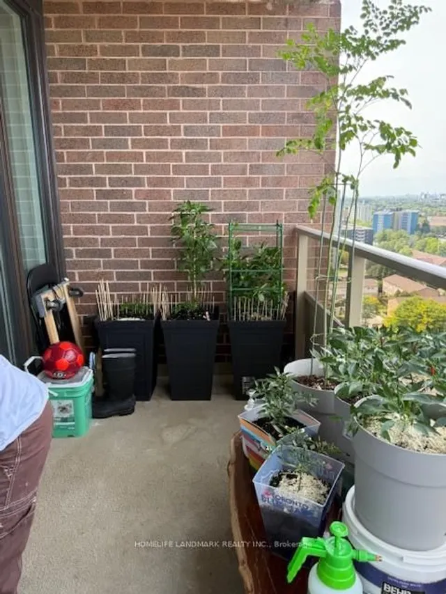 Additional image 10 of 15 Torrance Rd Unit 1811