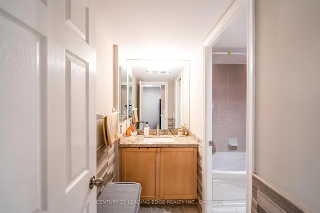 Additional image 23 of 700 HUMBERWOOD Blvd Unit 219