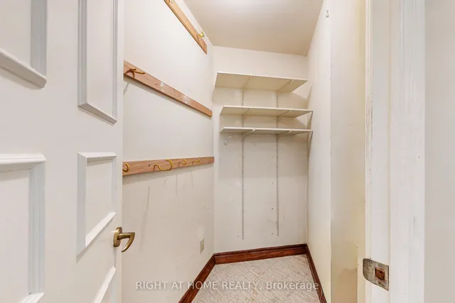 Additional image 31 of 85 Skymark Dr Unit PH1