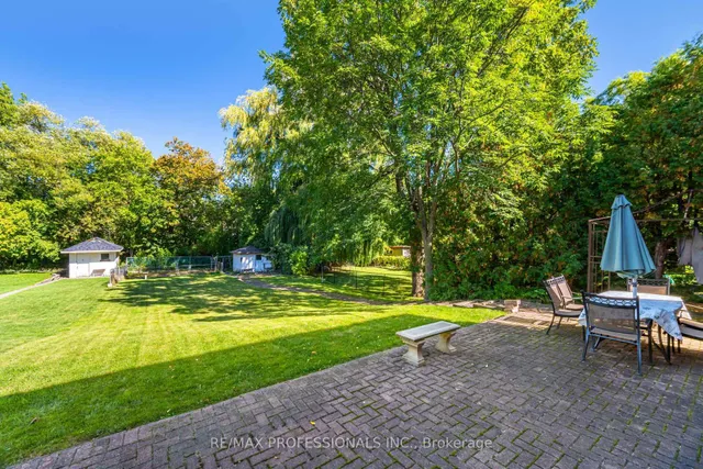 Additional image 45 of 39 Elmcrest Rd