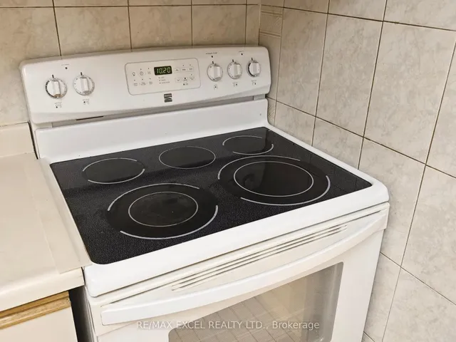 Additional image 15 of 188 Spadina Ave Unit 406