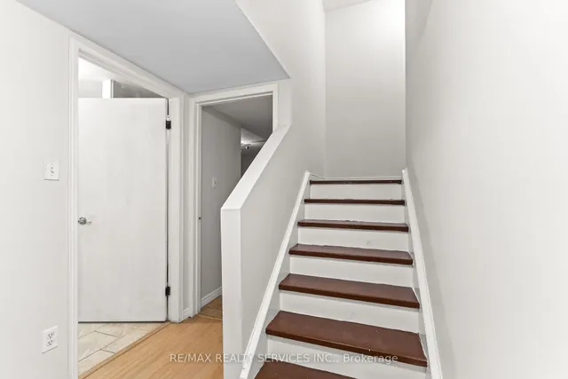 Additional image 27 of 26 Woolwich St