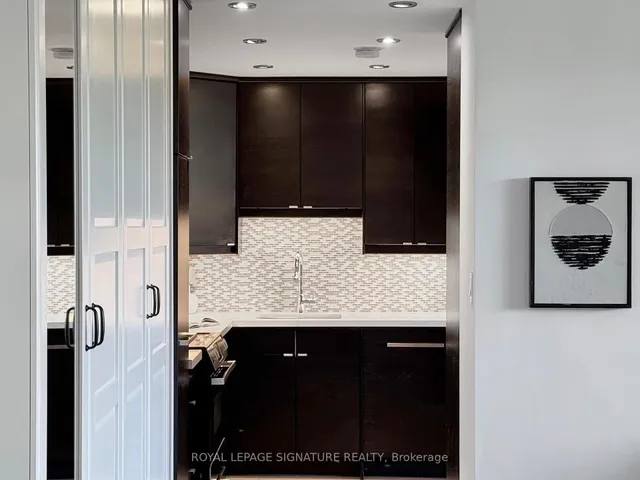 Additional image 30 of 80 Coe Hill Dr Unit PH09