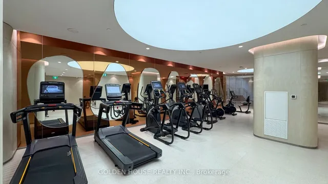 Additional image 48 of 155 Merchants' Wharf Unit 1311