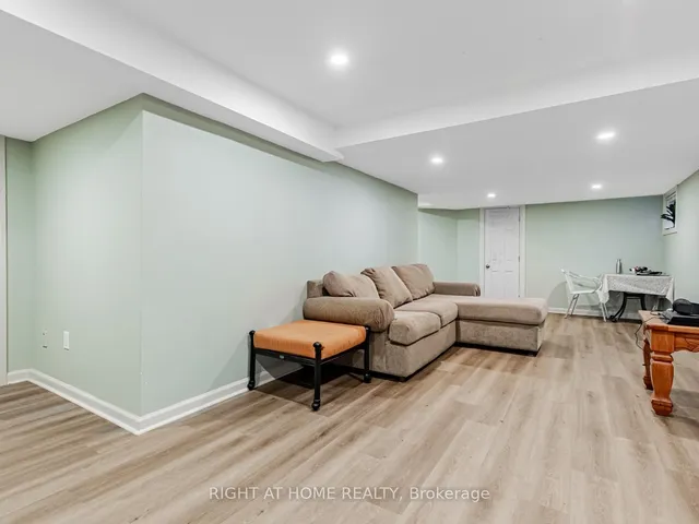 Additional image 25 of 71 Satchell Blvd