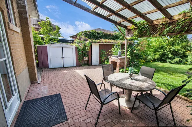 Additional image 34 of 16 Redfern Ave