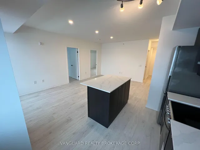 Additional image 21 of 408 Browns Line Unit 509