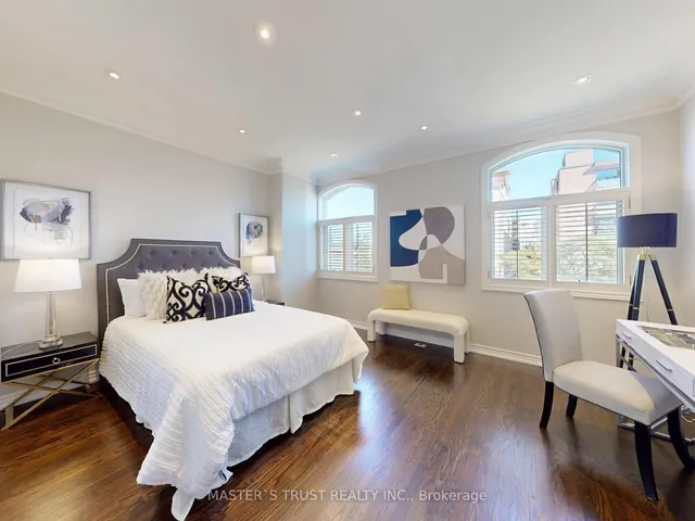 Additional image 34 of 260 Russell Hill Rd Unit 11