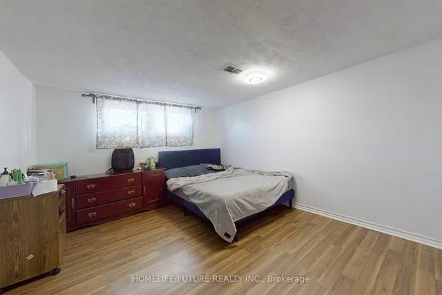 Additional image 24 of 1013 Islington Ave