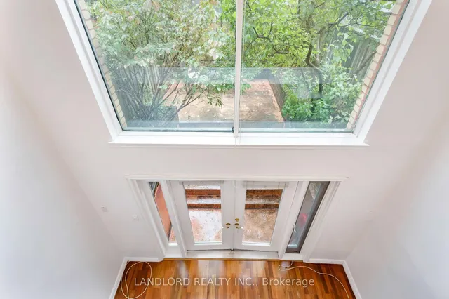 Additional image 14 of 280 Sherbourne St Unit 14