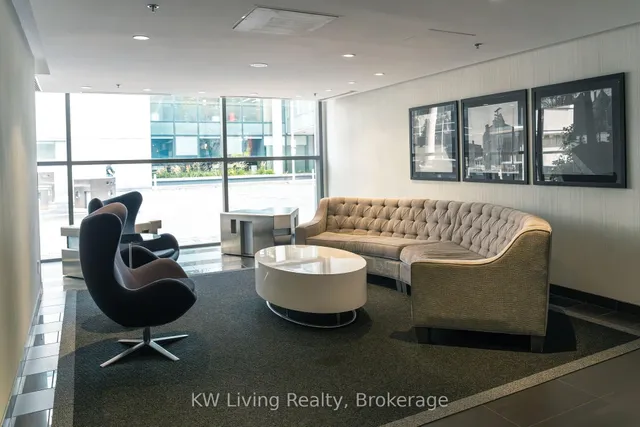 Additional image 33 of 281 Mutual St Unit 509