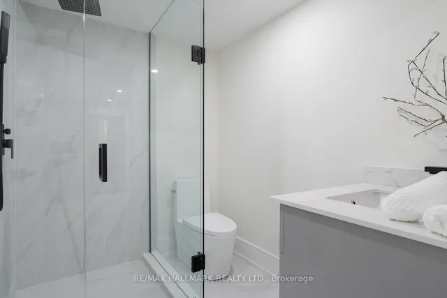 Additional image 42 of 116 Kennard Ave