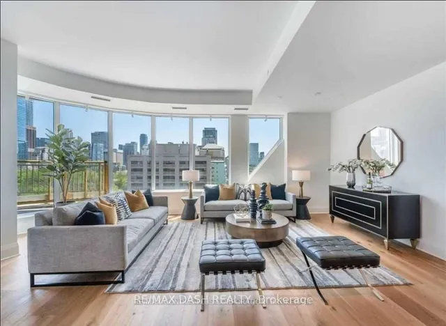 Additional image 7 of 151 Avenue Rd Unit 806