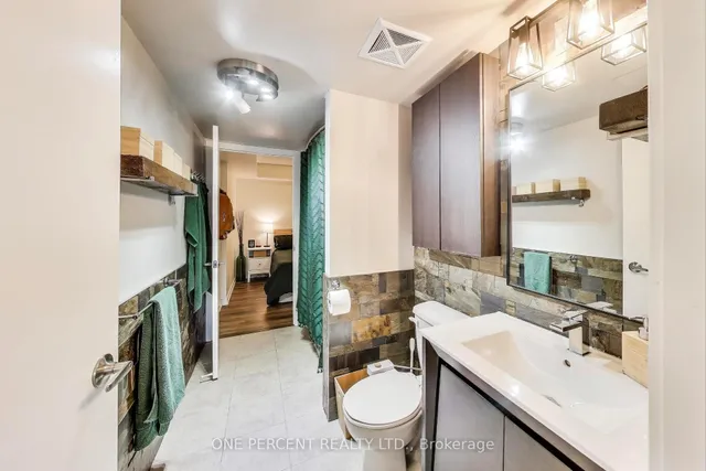 Additional image 12 of 38 Joe Shuster Way Unit 723