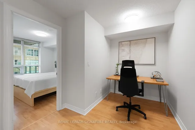 Additional image 24 of 212 Eglinton Ave Unit 605