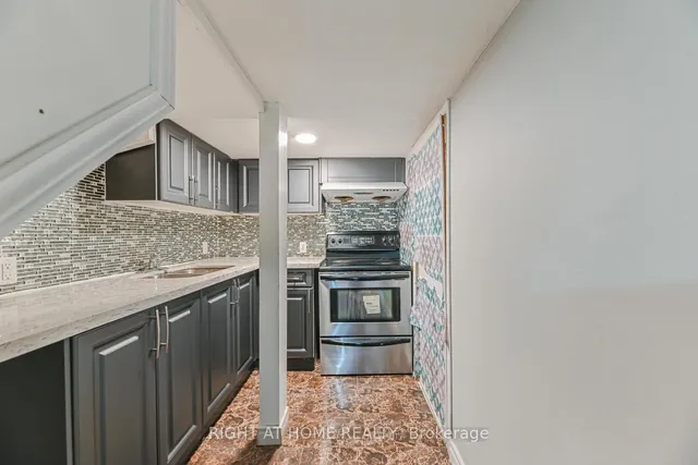 Additional image 37 of 21 Hoptree Ave