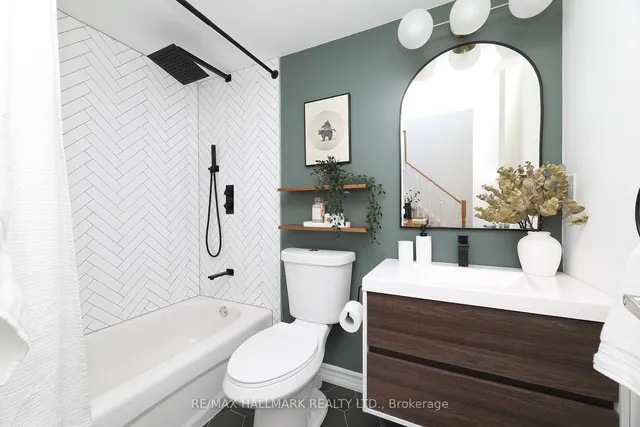 Additional image 32 of 18 Laidlaw St Unit 1005