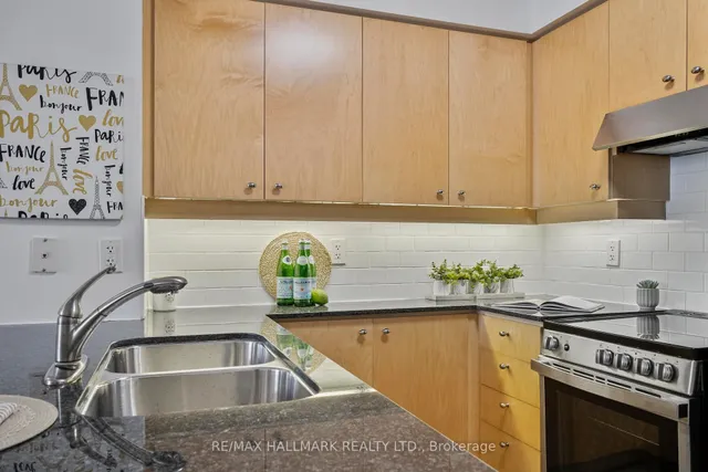 Additional image 15 of 50 Lynn Williams St Unit 906
