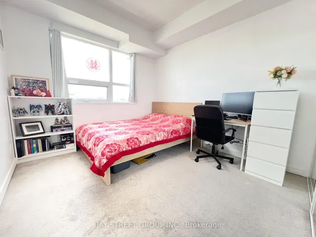 Additional image 5 of 840 Queens Plate Dr Unit 409