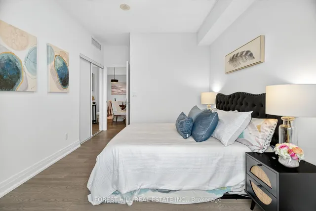 Additional image 10 of 55 East Liberty St Unit 604