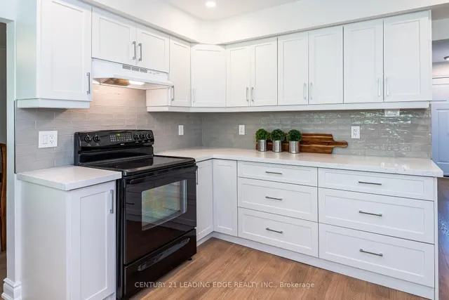 Additional image 8 of 14 Amberjack Blvd