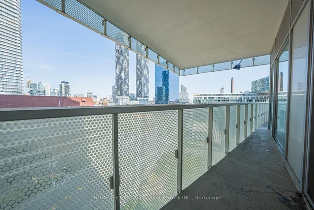 Additional image 33 of 15 Queens Quay Unit 923