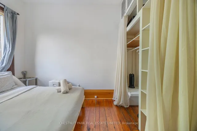 Additional image 30 of 62 Garnet Ave