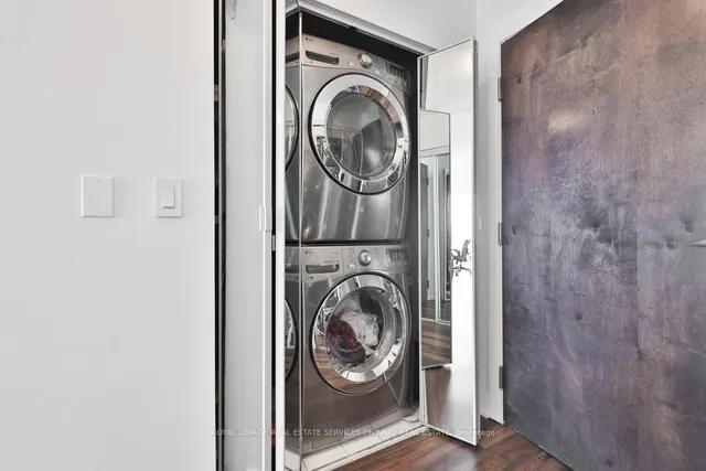 Additional image 33 of 16 Yonge St Unit 3109
