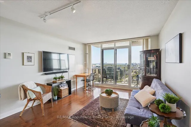 Additional image 10 of 33 Sheppard Ave Unit 2411