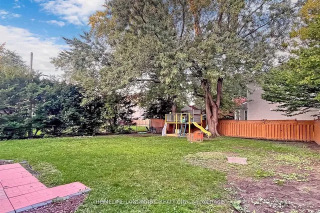 Additional image 25 of 169 Highgate Ave