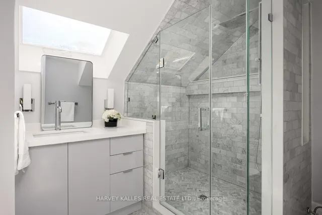 Additional image 29 of 108 Shaftesbury Ave